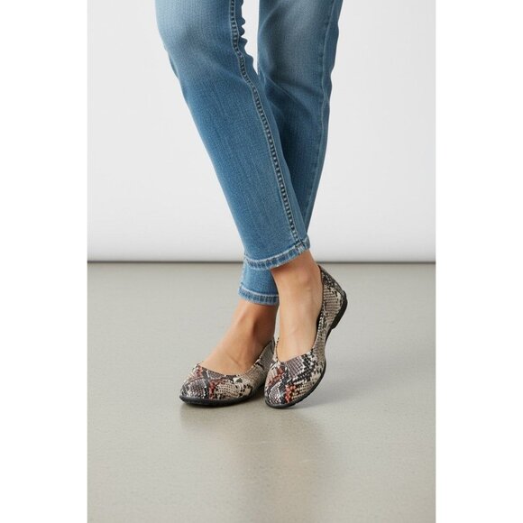 Naturalizer Snakeskin Print Flats Size 8 Comfort Cushioned Slip On Shoes - Picture 4 of 5